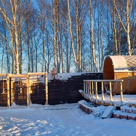 Domki Kempingowe Moto Przystan Brochów Exteriér fotografie